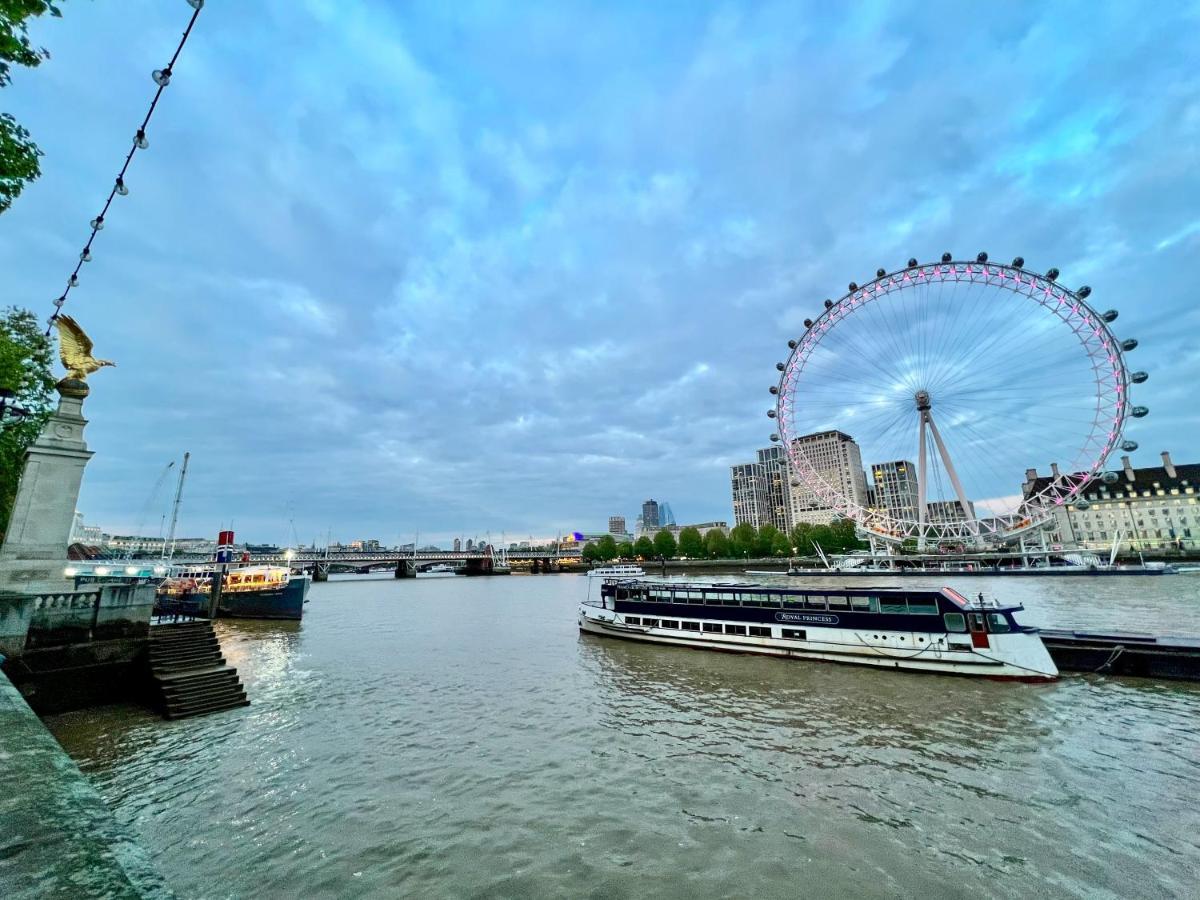 Deluxe Entire Studio Next To London Eye & Trafalgar Square Aparthotel Exteriör bild