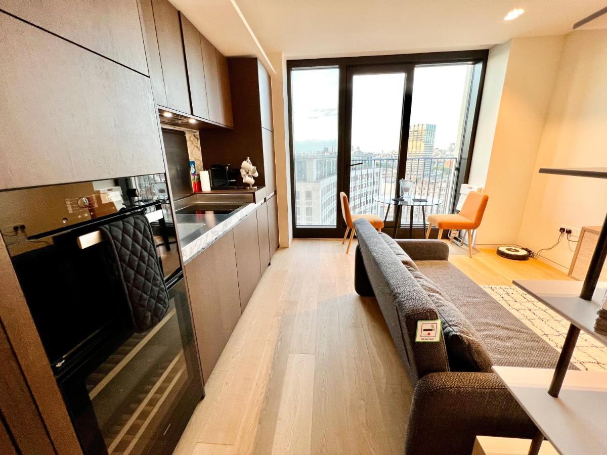 Deluxe Entire Studio Next To London Eye & Trafalgar Square Aparthotel Exteriör bild