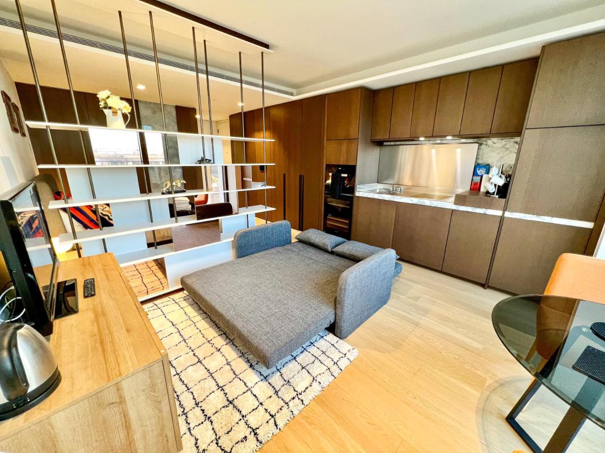 Deluxe Entire Studio Next To London Eye & Trafalgar Square Aparthotel Exteriör bild